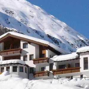 Soliva Hotel & Apartments